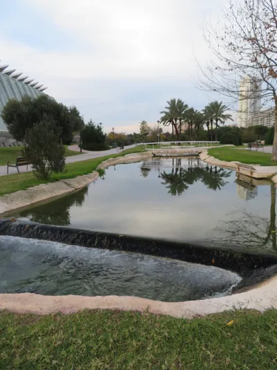 Valencia — photo 1