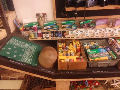 Les Ateliers de Marinette vintage shop in Lyon — photo 2