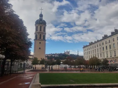 The Basilica of Notre-Dame de Fourvière, Jardin botanique, and the city of Lyon — photo 1