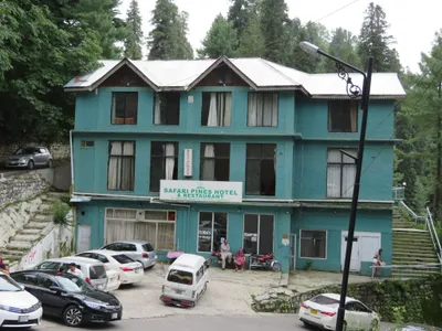 Murree - Nathia Gali — photo 1
