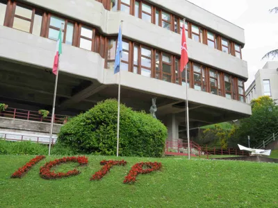 Visit to ICTP — photo 1