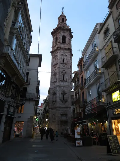 Valencia — photo 3