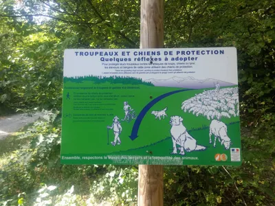 Hike to Chalet de Narderan — photo 1