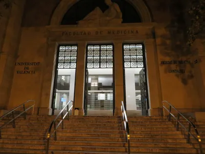Valencia — photo 1